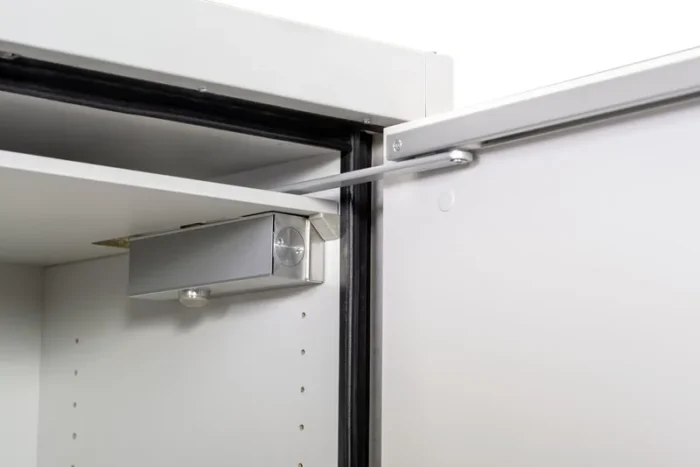 Armadio ProLine per Liquidi Infiammabili Type 90 L=600 H=1950 mm con Ripiani Estraibili - immagine 6