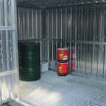 Container per Vernici, Deposito con Vasca di Raccolta per Stoccaggio Taniche e Fusti - immagine 5